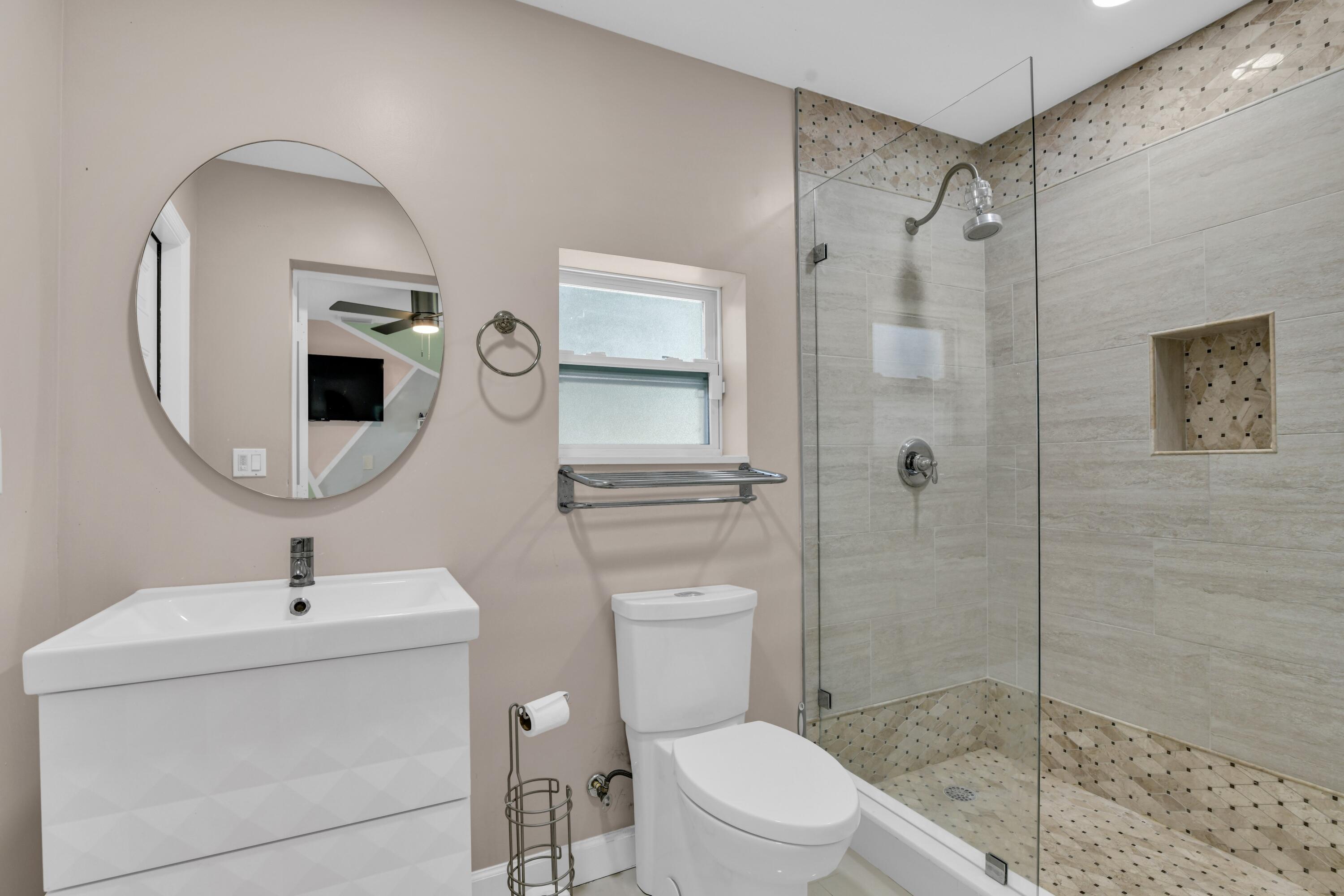 3150 Gulfstream Road Palm Springs, FL 33461 - Photo 34 of 51 3150 Gulfstream Rd, Lake Worth - 23