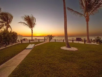 $1,799,990 | 3 Michiana Place, Terra Ceia, FL 34250