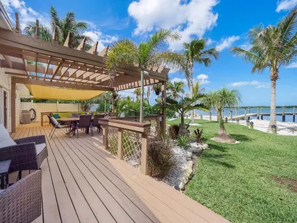 $1,799,990 | 3 Michiana Place, Terra Ceia, FL 34250