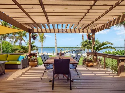 $1,799,990 | 3 Michiana Place, Terra Ceia, FL 34250