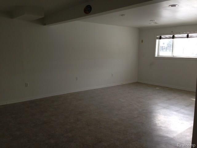 533 Curzon Road Rochester, MI 48307 - Photo 11 of 14 LOWER LEVEL VIEW 1.jpg