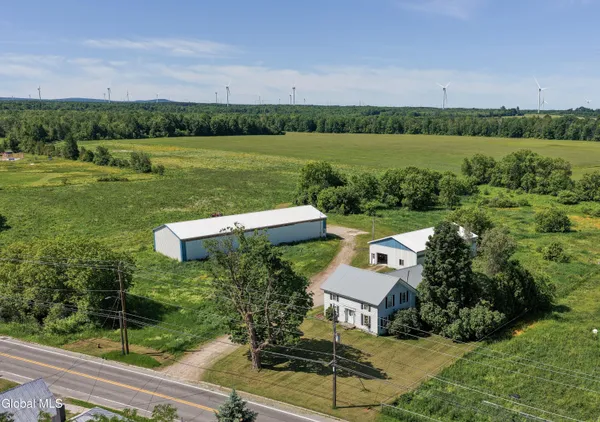 $195,777 | 44 Lake Street, Chateaugay, NY 12920