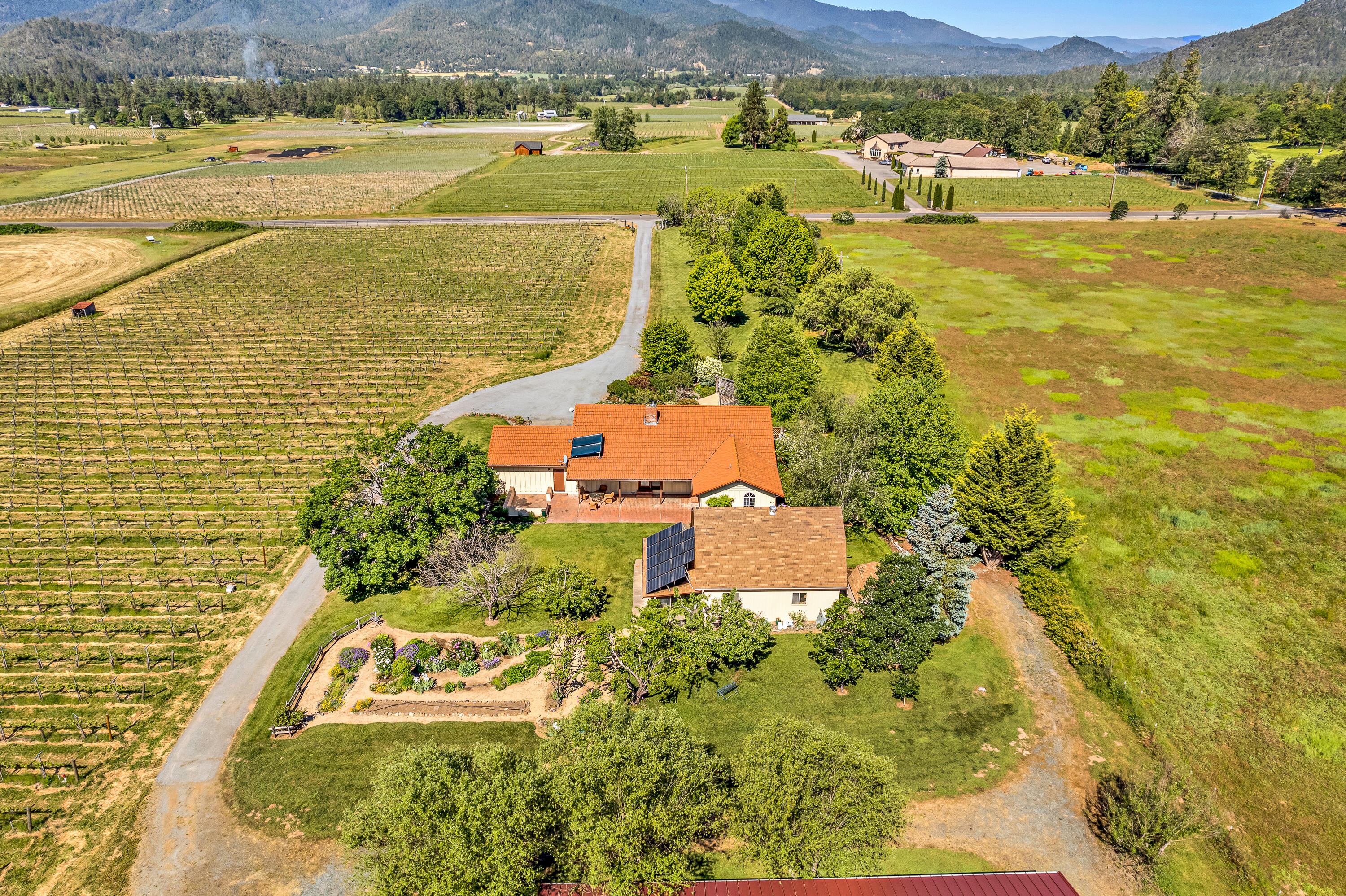 1494 Kubli Road Grants Pass, OR 97527 - Photo 3 of 67 DJI_0881