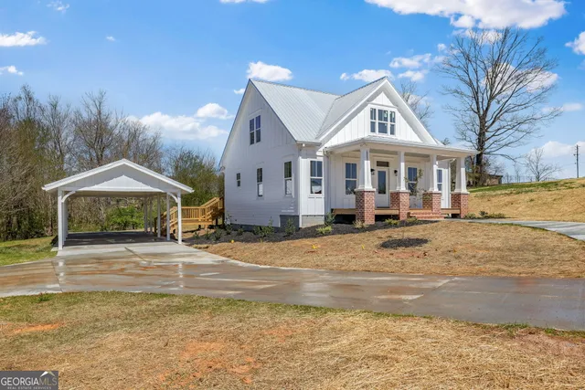 $474,000 | 409 Roper Drive, Clarkesville, GA 30523