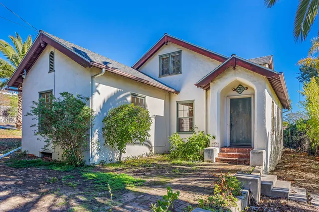 $1,975,000 | 1432 San Miguel Avenue, Santa Barbara, CA 93109