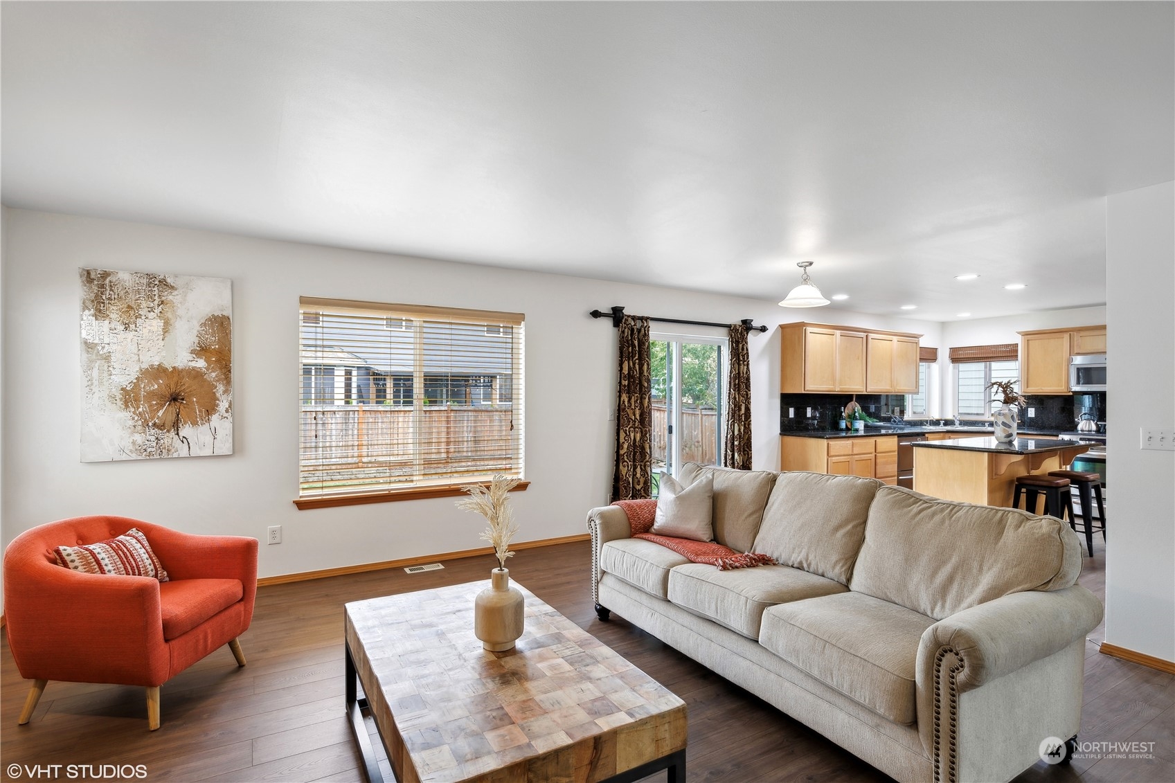 5208 Northeast 8th Court Renton, WA 98059 - Photo 10 of 35
