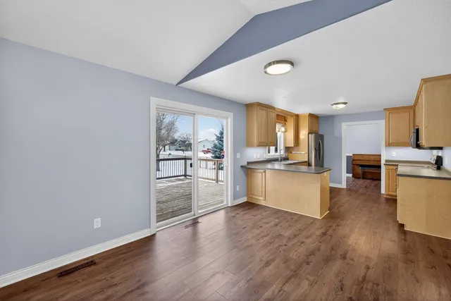 $369,900 | 420 5th Street Northeast, Plainview, MN 55964