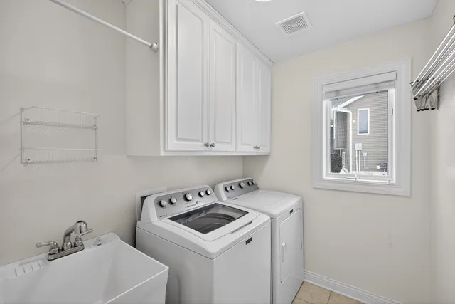 $369,900 | 420 5th Street Northeast, Plainview, MN 55964