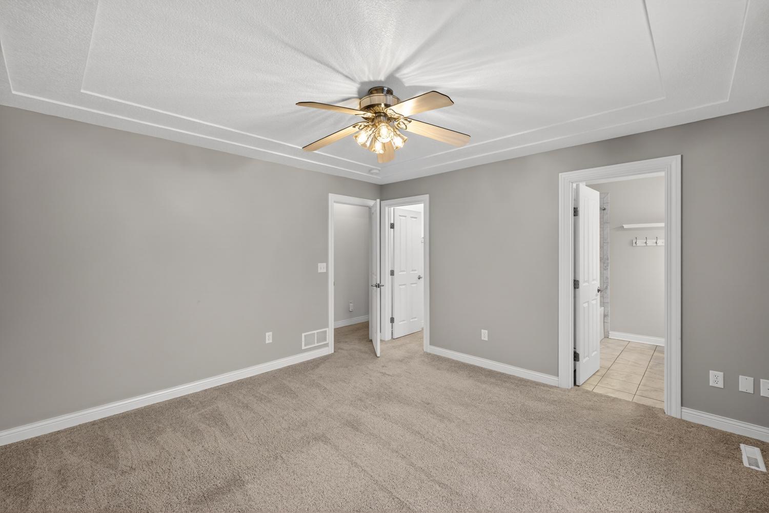 420 5th Street Northeast Plainview, MN 55964 - Photo 35 of 54