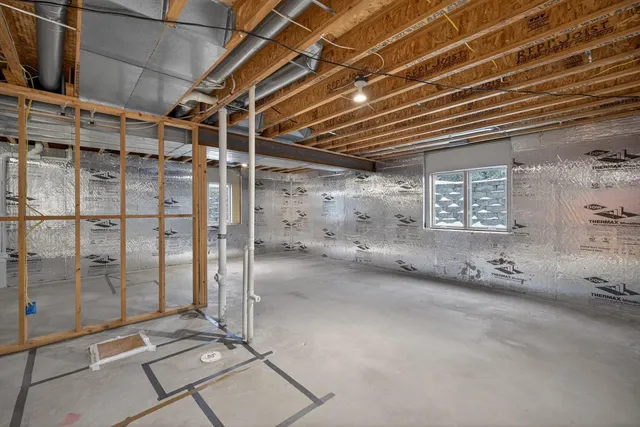 $369,900 | 420 5th Street Northeast, Plainview, MN 55964