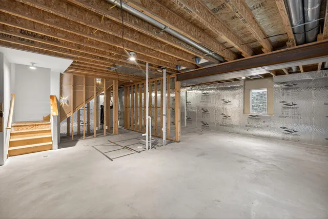 $369,900 | 420 5th Street Northeast, Plainview, MN 55964