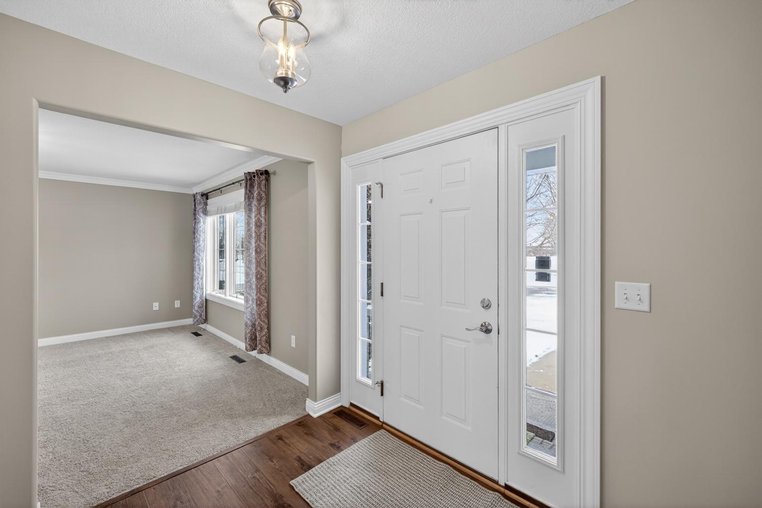 420 5th Street Northeast Plainview, MN 55964 - Photo 4 of 54