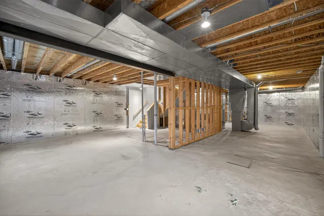 $369,900 | 420 5th Street Northeast, Plainview, MN 55964