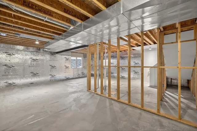 $369,900 | 420 5th Street Northeast, Plainview, MN 55964