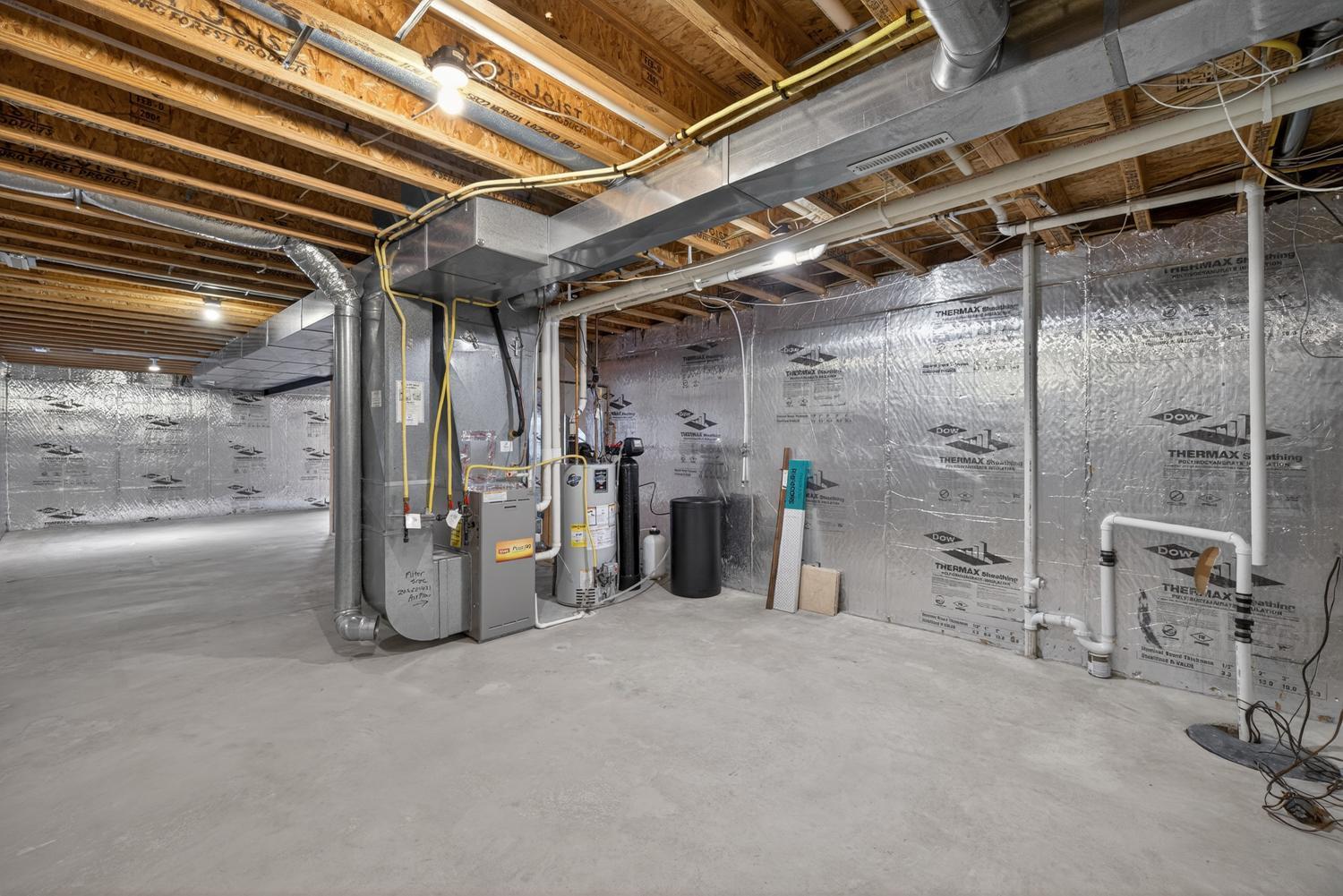 420 5th Street Northeast Plainview, MN 55964 - Photo 45 of 54