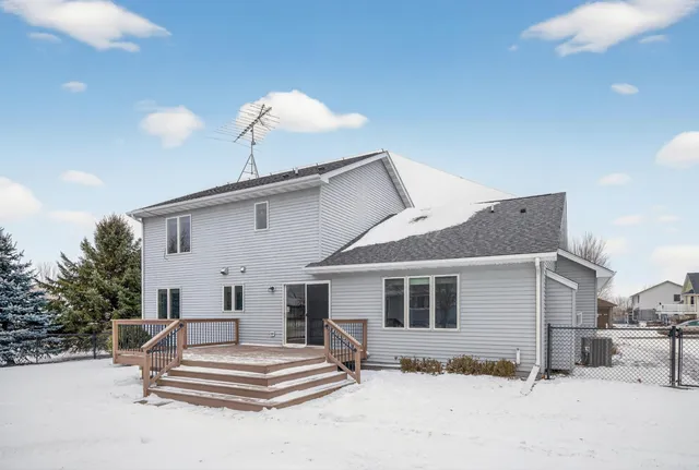 $369,900 | 420 5th Street Northeast, Plainview, MN 55964