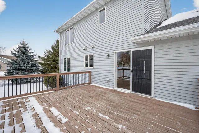 $369,900 | 420 5th Street Northeast, Plainview, MN 55964