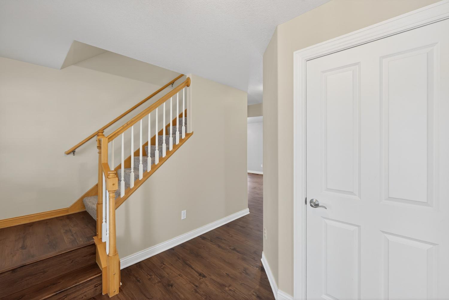 420 5th Street Northeast Plainview, MN 55964 - Photo 6 of 54