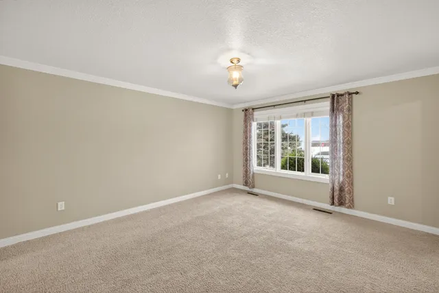 $369,900 | 420 5th Street Northeast, Plainview, MN 55964