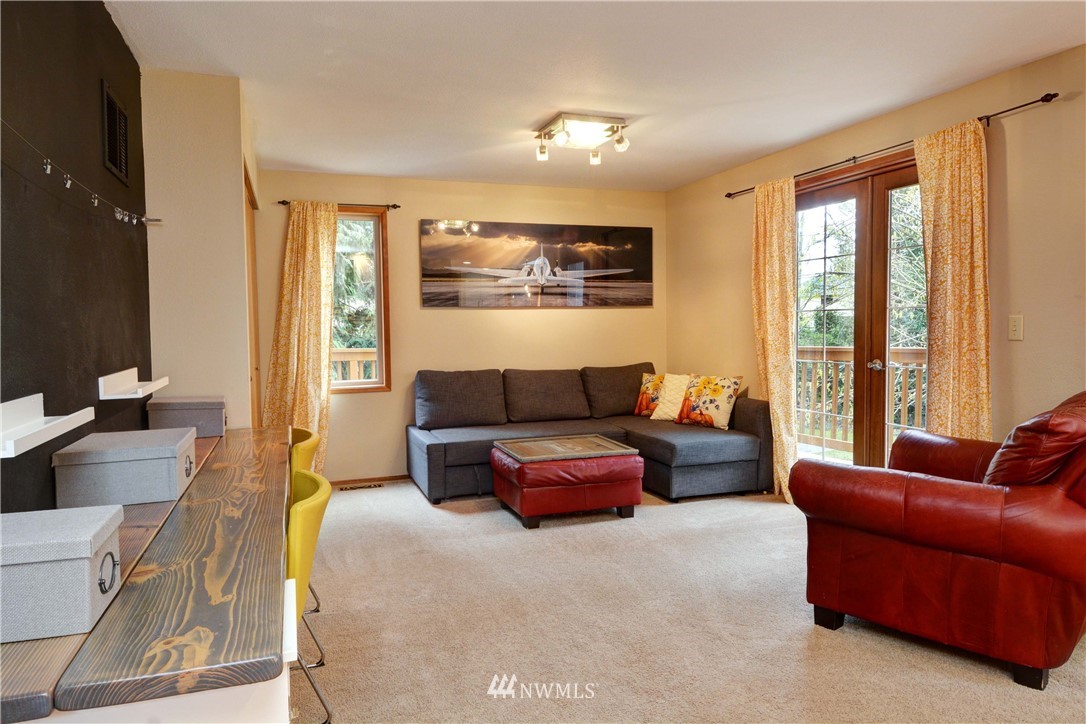 933 Goat Trail Loop Road Mukilteo, WA 98275 - Photo 4 of 21 Gallery Image 4