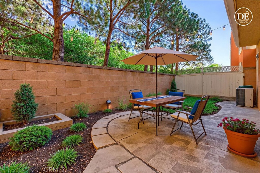 38 Daisy Irvine, CA 92618 - Photo 33 of 41 a backyard view with a seating space