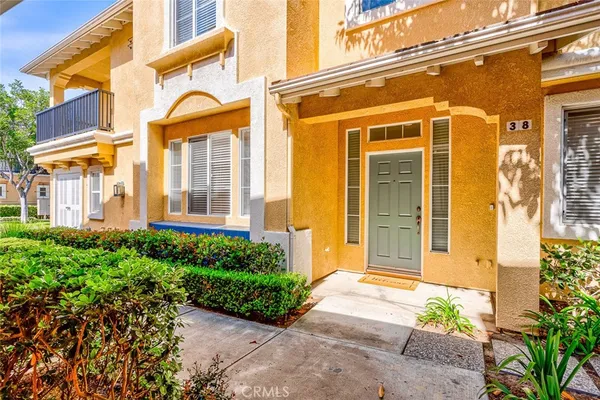 a view of livingroom with natural light