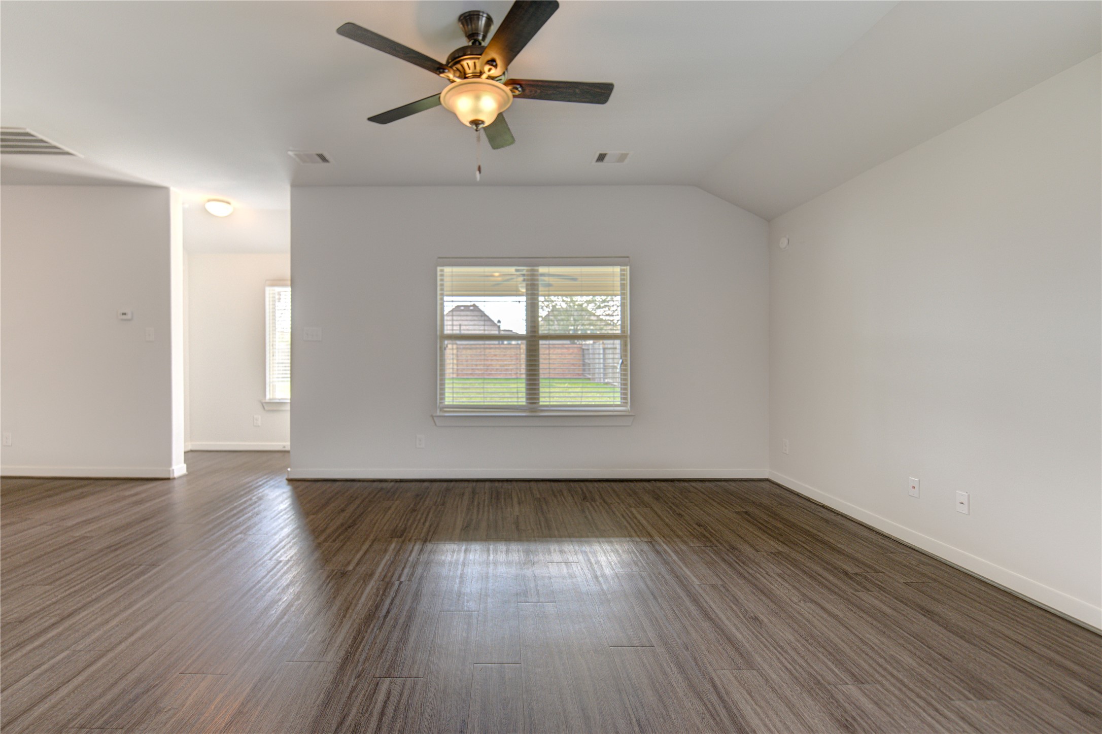 12326 Sabine Point Drive Humble, TX 77346 - Photo 13 of 42