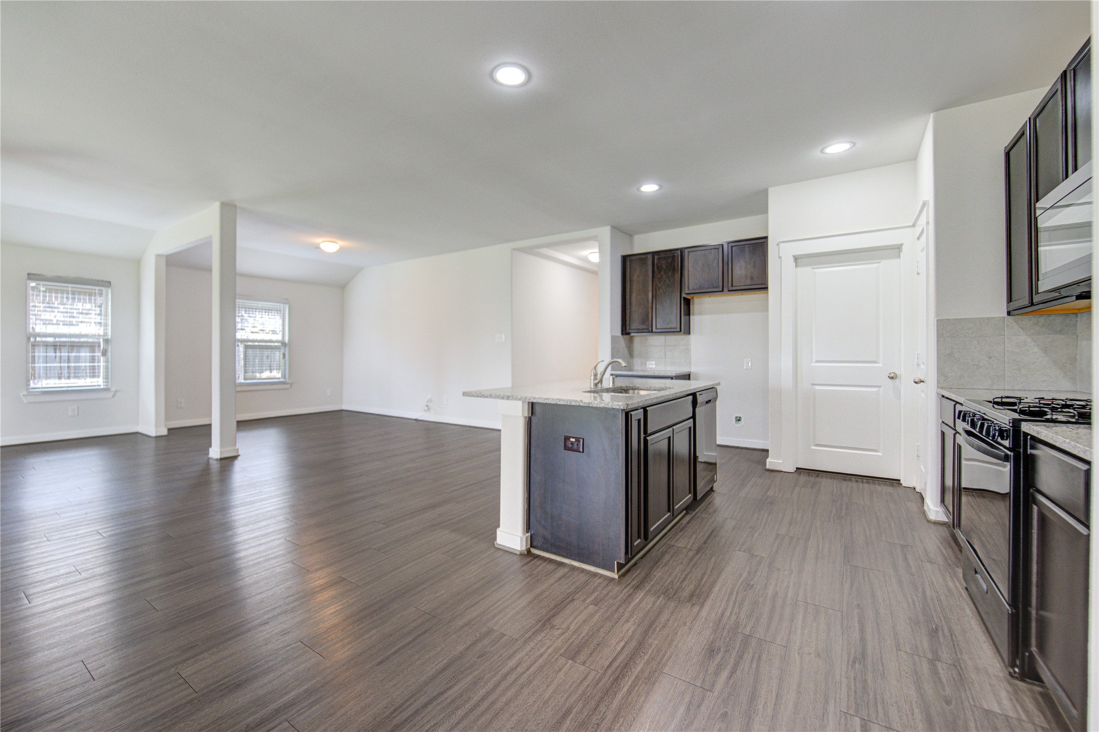 12326 Sabine Point Drive Humble, TX 77346 - Photo 19 of 42