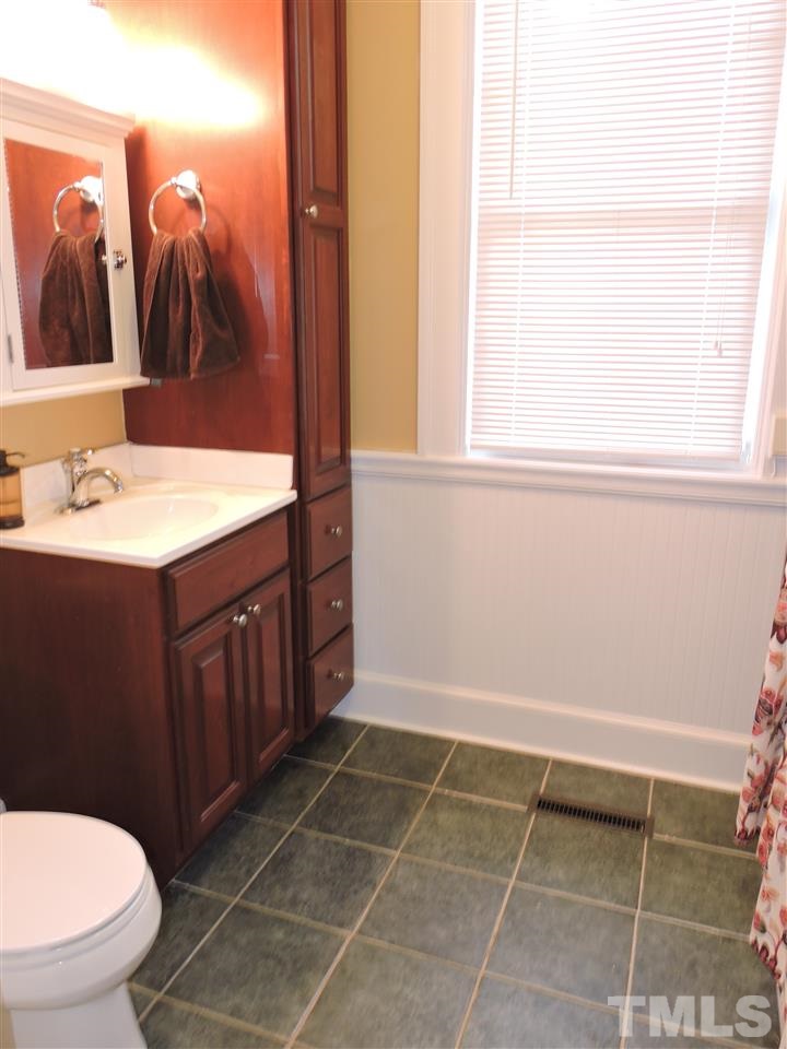 237 North Main Street Roxboro, NC 27573 - Photo 11 of 25