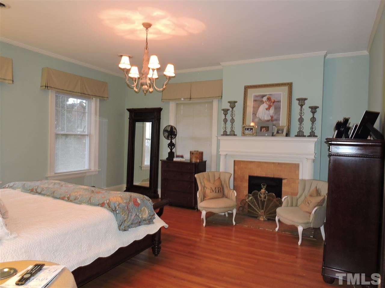 237 North Main Street Roxboro, NC 27573 - Photo 13 of 25