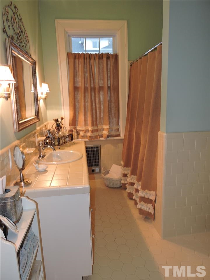 237 North Main Street Roxboro, NC 27573 - Photo 14 of 25