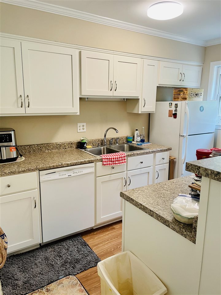 5686 Quince Road, Unit 10 Memphis, TN 38119 - Photo 7 of 18 Gallery Image 7