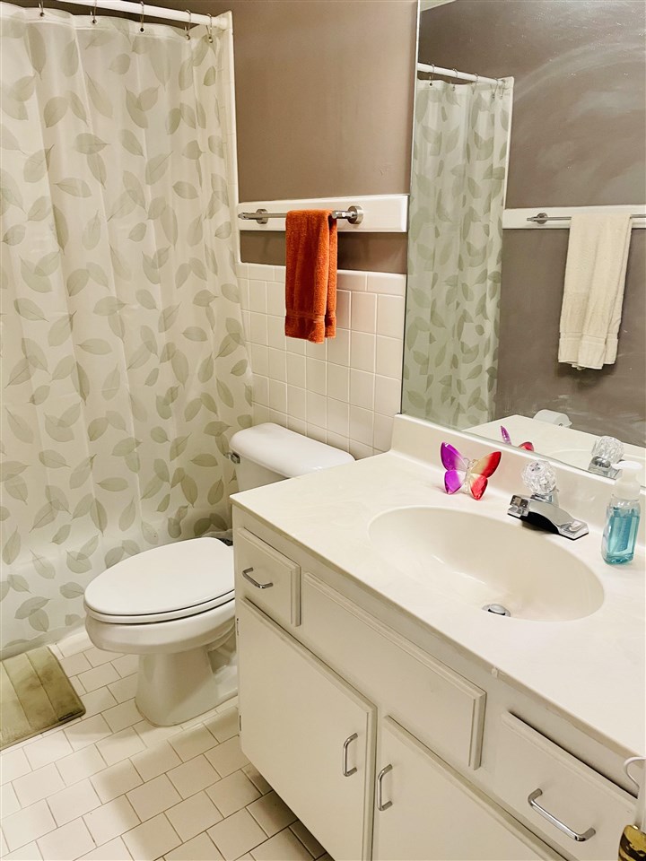 5686 Quince Road, Unit 10 Memphis, TN 38119 - Photo 10 of 18 Gallery Image 10