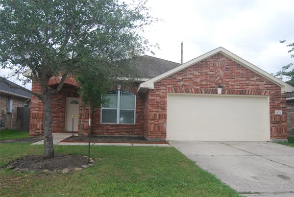$295,000 | 2834 Lockeridge Pines Drive, Spring, TX 77386