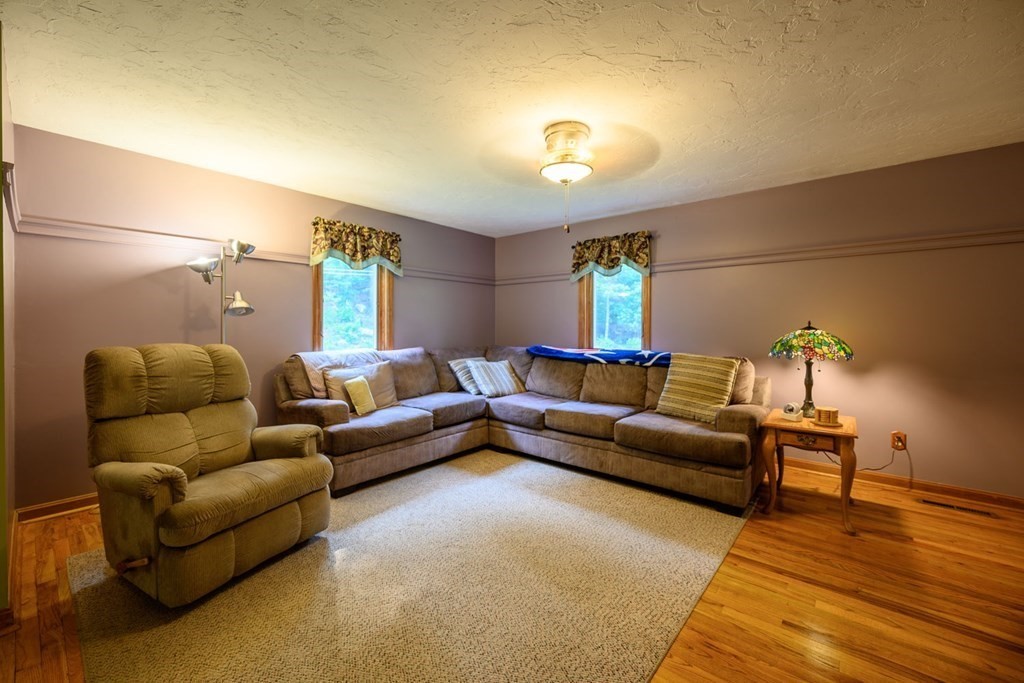 49 Larned Road Oxford, MA 01540 - Photo 13 of 42 Gallery Image 13