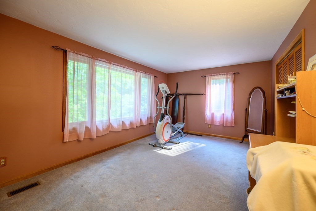 49 Larned Road Oxford, MA 01540 - Photo 19 of 42 Gallery Image 19