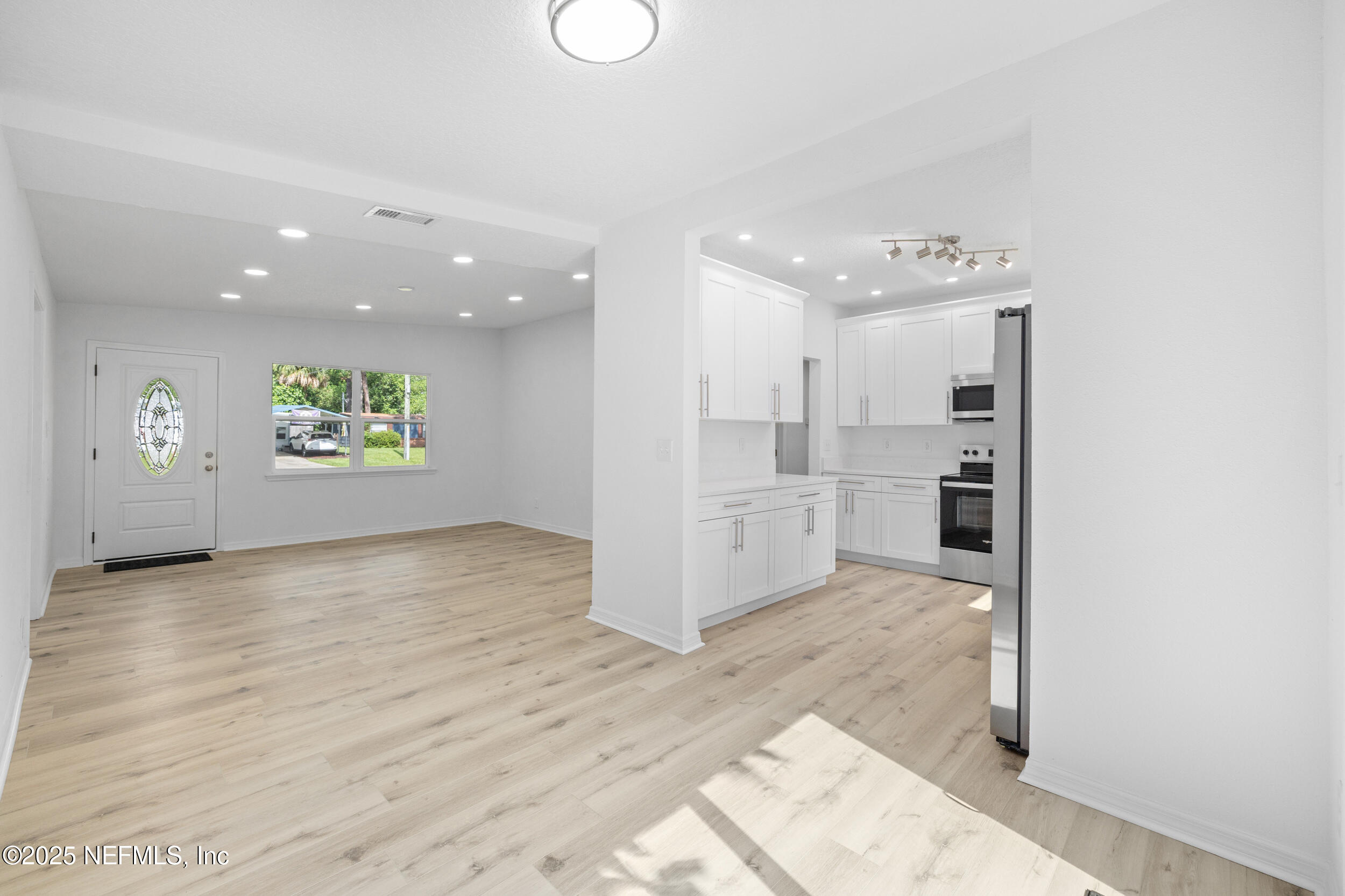 2603 Ector Road North Jacksonville, FL 32211 - Photo 11 of 27 21 - interior