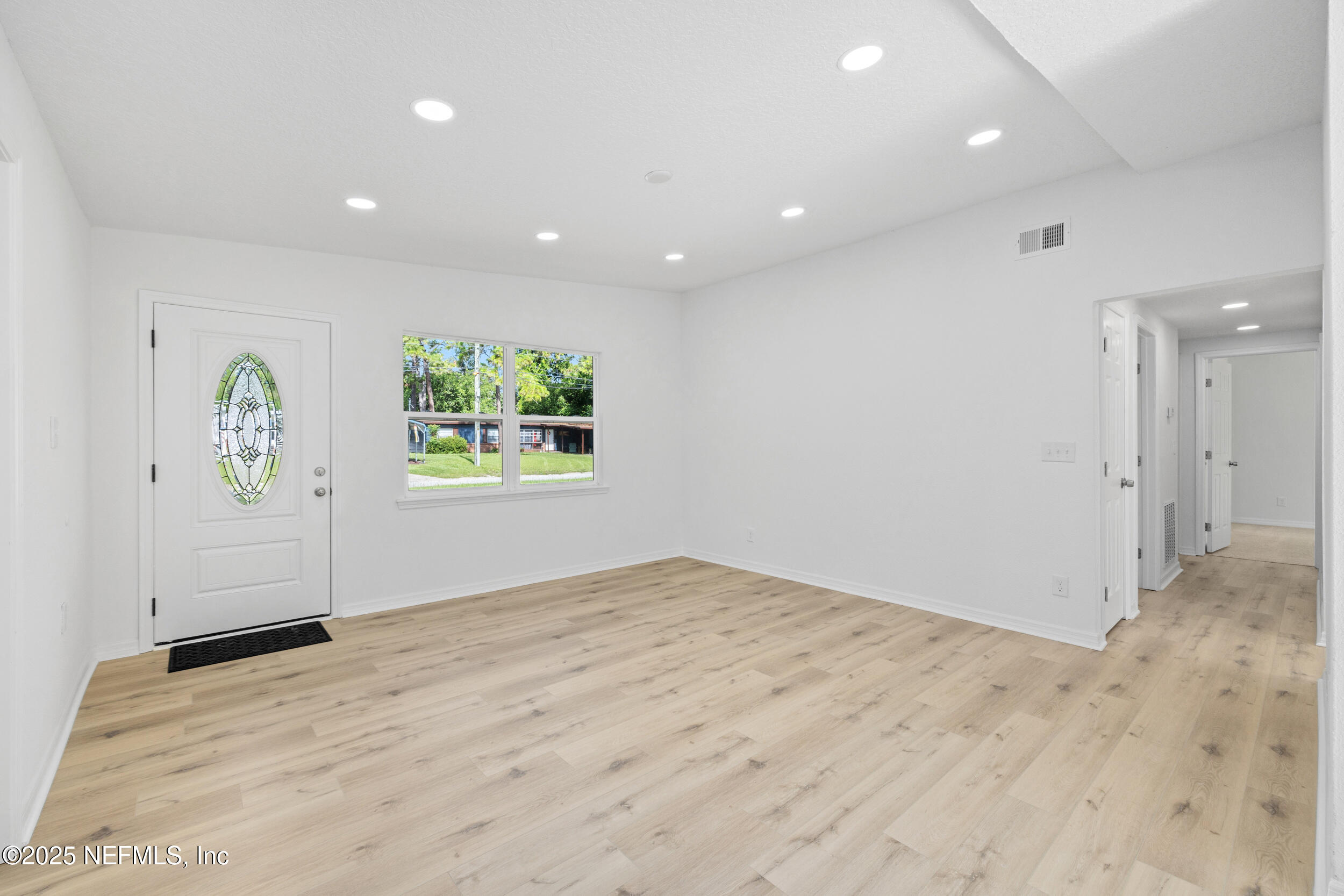 2603 Ector Road North Jacksonville, FL 32211 - Photo 8 of 27 16 - interior