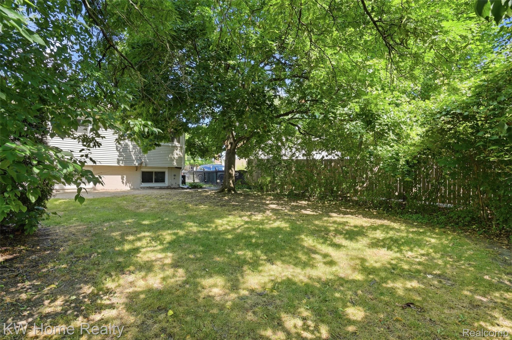 23664 Power Road Farmington, MI 48336 - Photo 41 of 61 43-DSC06739.jpg