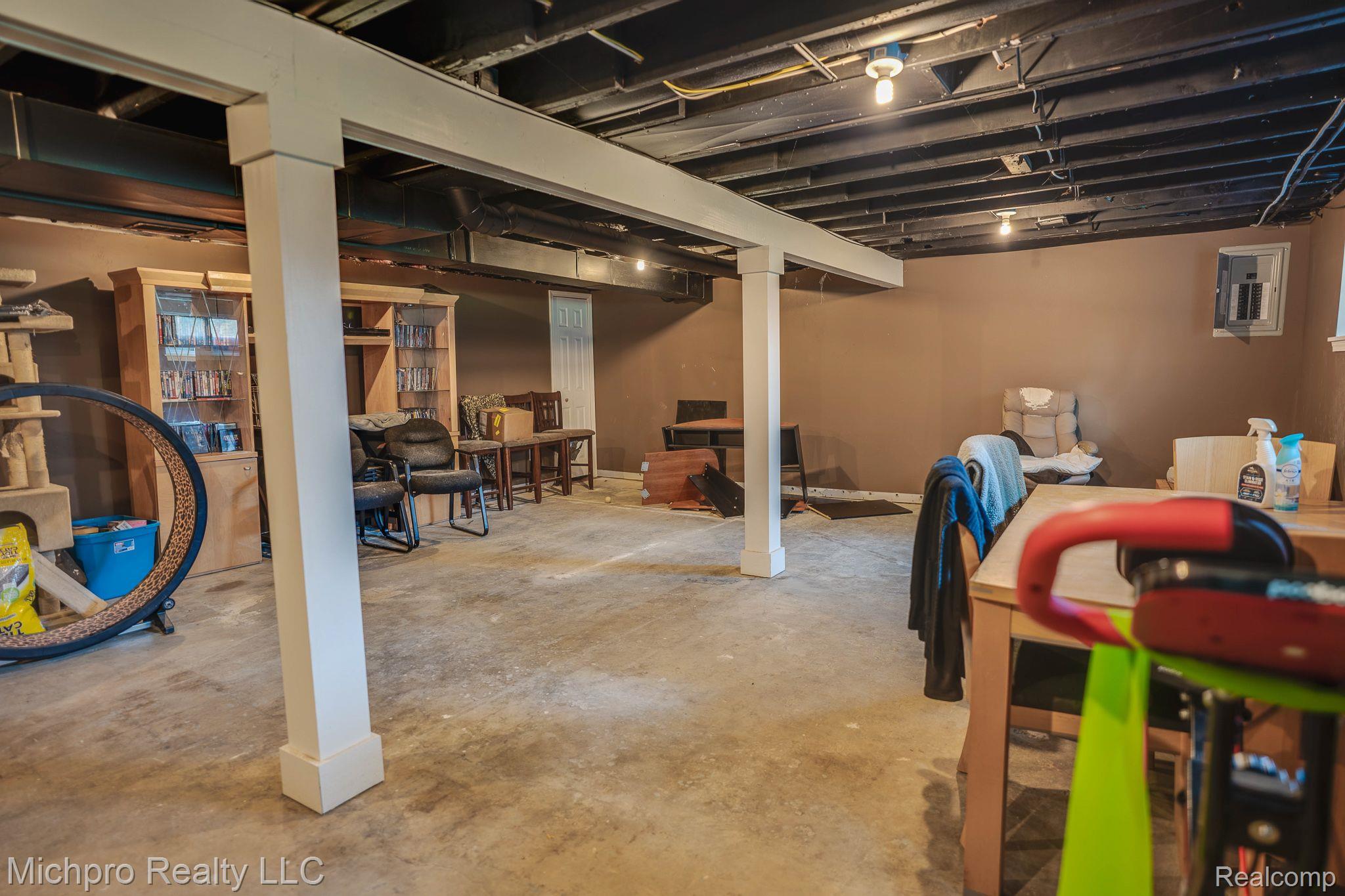 2110 Farnsworth Road Lapeer, MI 48446 - Photo 35 of 51 Gallery Image 35