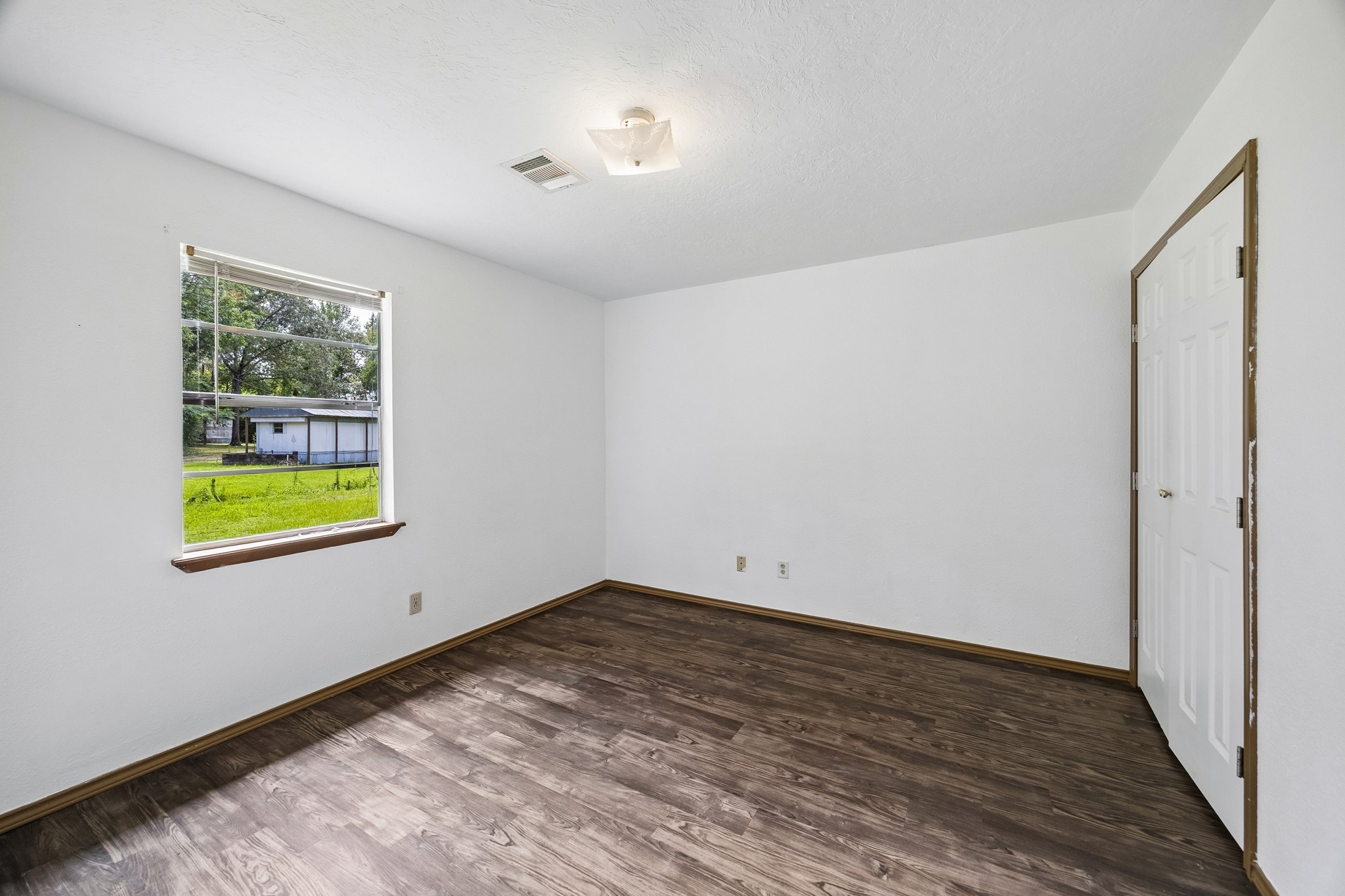 25452 Ipes Road Splendora, TX 77372 - Photo 11 of 24