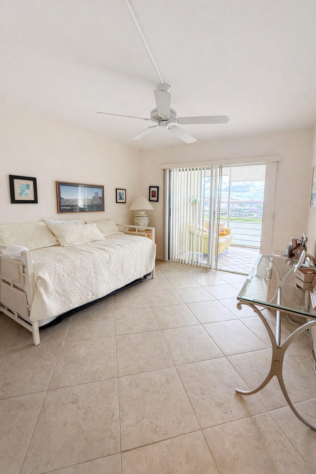 4032 Yarmouth C Boca Raton, FL 33434 - Photo 4 of 14 4032 004new