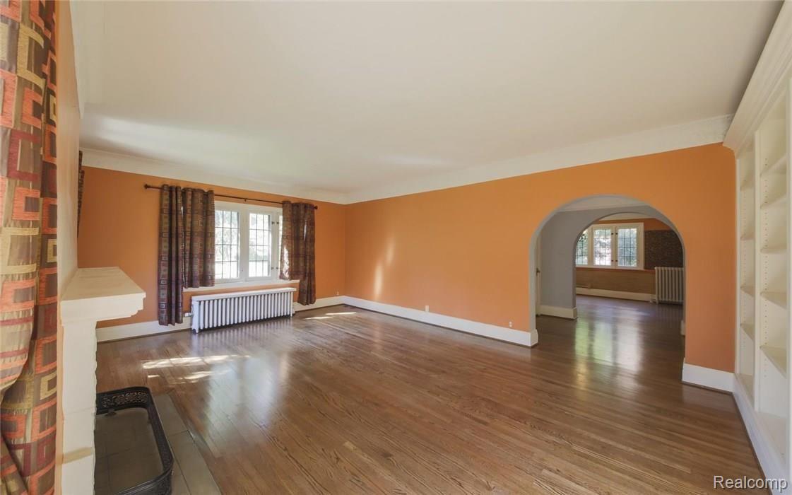 776-778 Trombley Road Grosse Pointe, MI 48230 - Photo 4 of 41 1st Floor Living Room