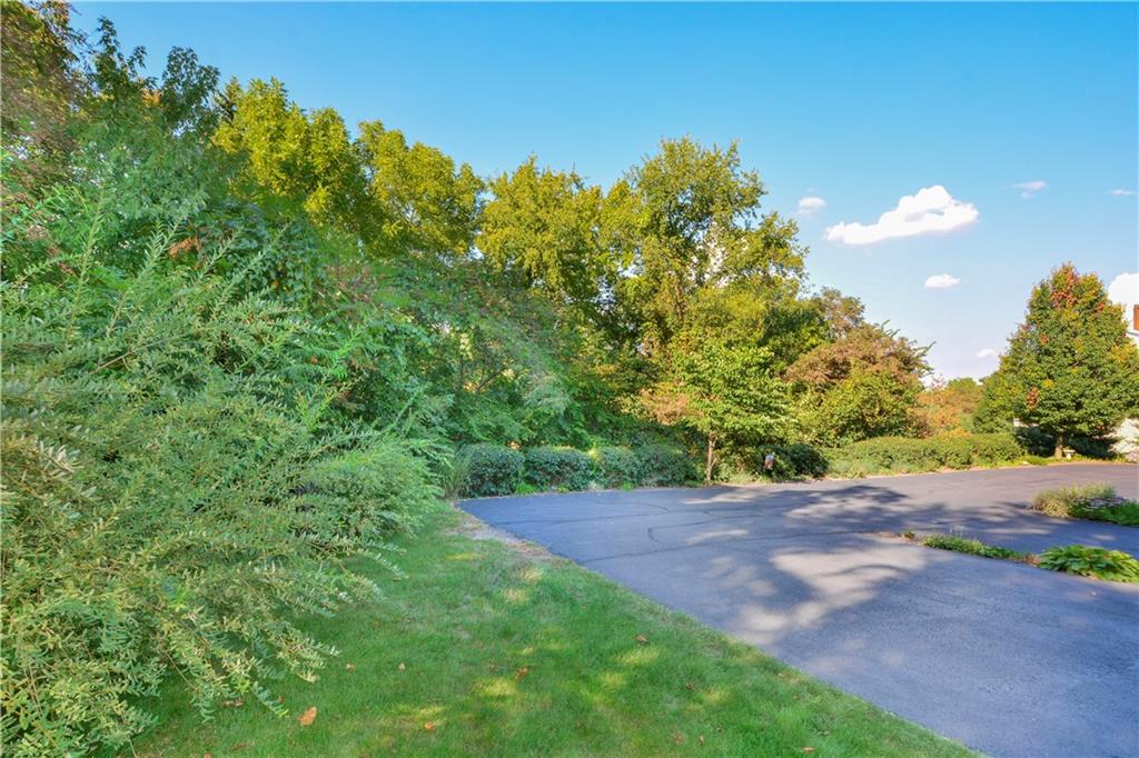 28 Castle View Drive McKees Rocks, PA 15136 - Photo 22 of 23