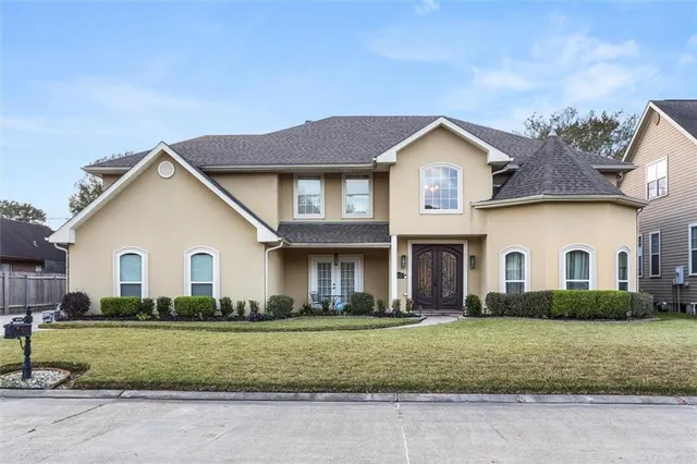 $525,000 | 672 Normandy Street, Westwego, LA 70094