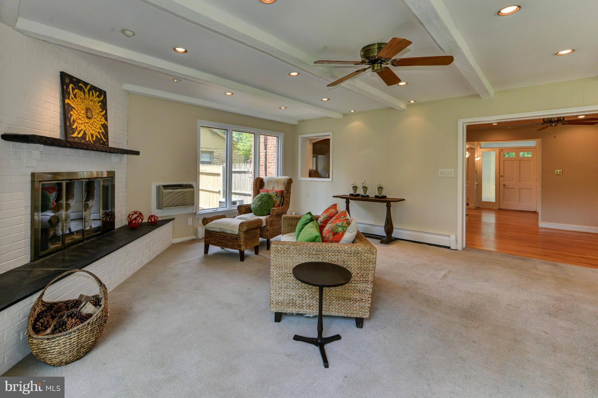 4007 Pine Brook Road Alexandria, VA 22310 - Photo 15 of 30 Family Room
