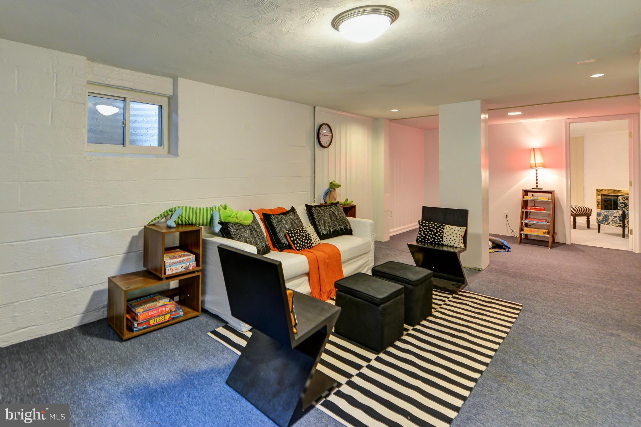 4007 Pine Brook Road Alexandria, VA 22310 - Photo 21 of 30 Interior (General)