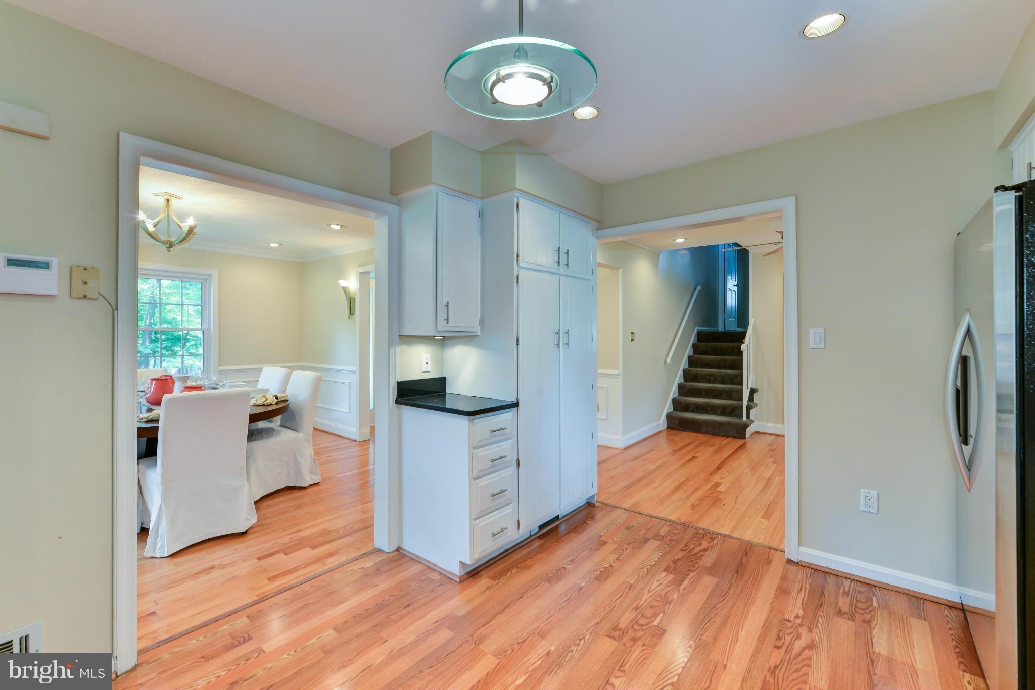 4007 Pine Brook Road Alexandria, VA 22310 - Photo 10 of 30 Kitchen