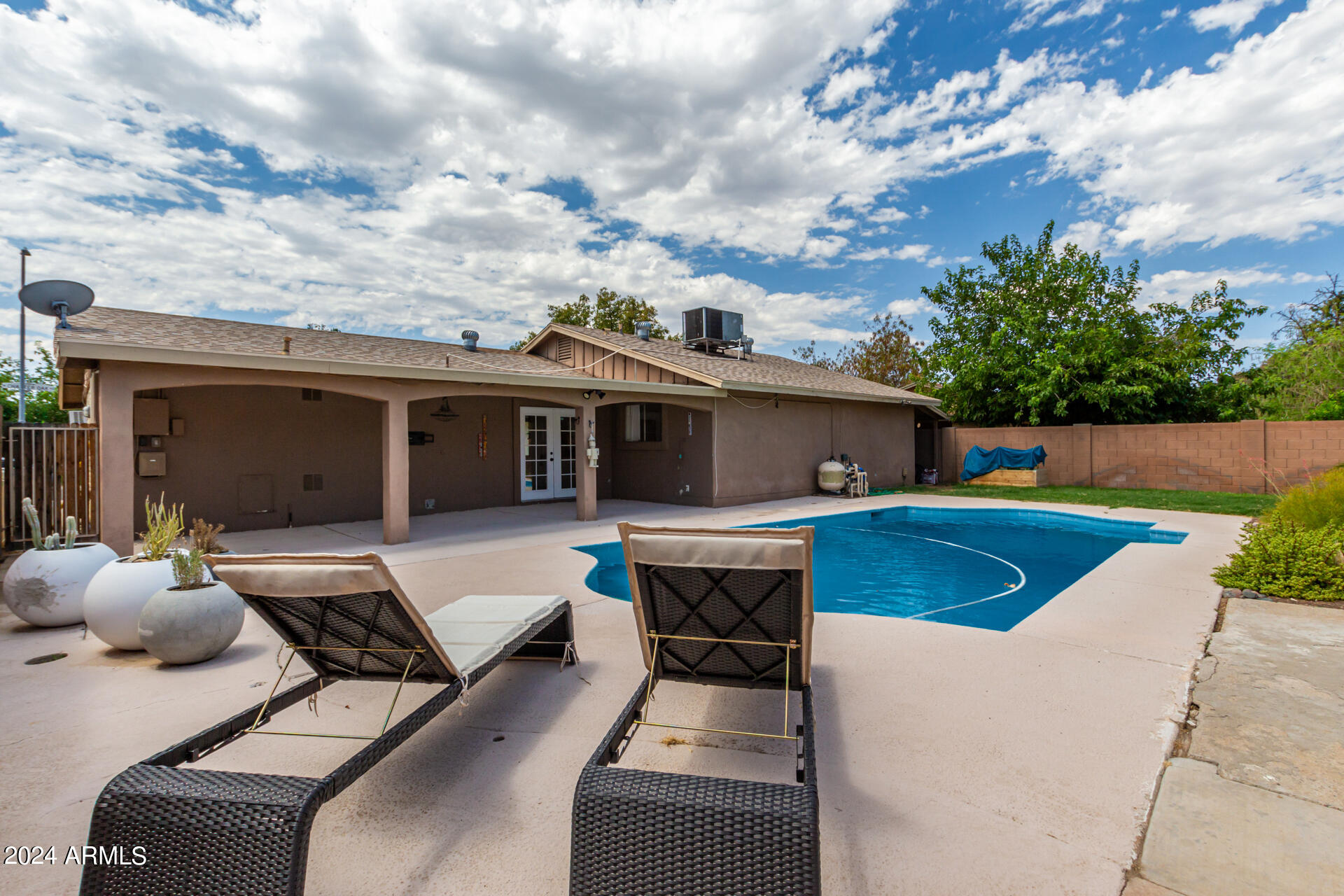 2214 West Charter Oak Road Phoenix, AZ 85029 - Photo 26 of 49 0029-29 - Charter