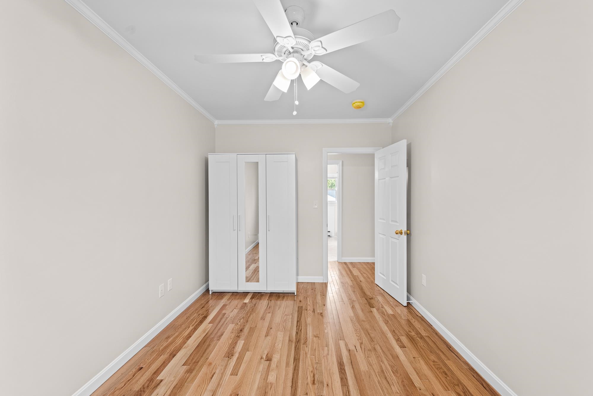 14 Beaver Street Nashua, NH 03063 - Photo 17 of 34